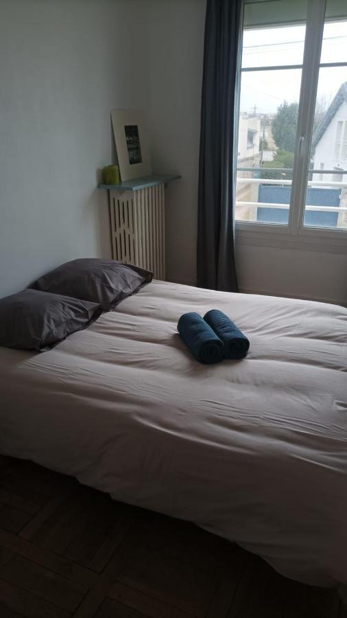 Le Bleu Roi - Appartement Calme Proche De La Gare Caen Kültér fotó
